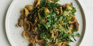Beitragsbild des Blogbeitrags Dinner for One! Asia Zoodle-Noodles
