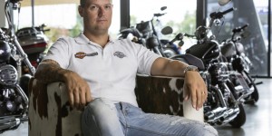 Beitragsbild des Blogbeitrags In iron he trusts: Die Werkstatt des Custom Kings und Freiheitskämpfers