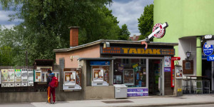 Beitragsbild des Blogbeitrags Die „Tschickbank“ kommt: Konto + Kredit in der Trafik