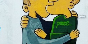 Beitragsbild des Blogbeitrags Someone In Berlin Is Turning Hateful Swastikas Into Works Of Art, And The Result Is Awesome