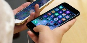 Beitragsbild des Blogbeitrags You'd be stupid to turn off Apple's iPhone performance limiter 