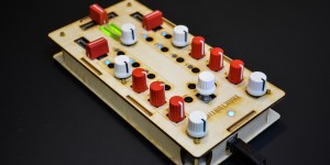 Beitragsbild des Blogbeitrags Traktorino is an open-source DIY MIDI controller for DJs