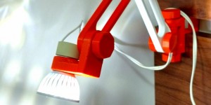 Beitragsbild des Blogbeitrags Project of the Week: 3D Print Your Own Articulating LED Lamp 