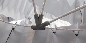 Beitragsbild des Blogbeitrags This Folded Sculpture Captures the Pollution from the Air