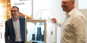 Beitragsbild des Blogbeitrags Interview with Ultimaker: Looking at the Ultimaker S5 and Shift Towards Professional Market