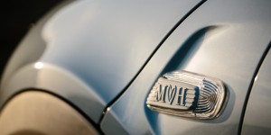 Beitragsbild des Blogbeitrags BMW Mini Commemorates Royal Wedding with Unique Car Design