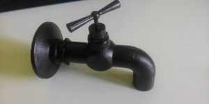 Beitragsbild des Blogbeitrags Weekend Project: Amaze Your Friends with a 3D Printed Magic Faucet 