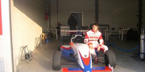Beitragsbild des Blogbeitrags Wie der reale Kartsport den futuristischen Nervenkitzel von Xenon Racer inspirierte