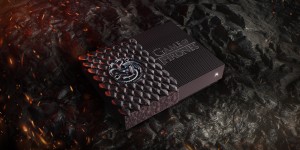 Beitragsbild des Blogbeitrags Eine Konsole von Eis und Feuer: Gewinne eine Xbox One S All-Digital im exklusiven Game of Thrones-Design