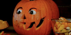 Beitragsbild des Blogbeitrags Every jack-o’-lantern needs a pair of animatronic eyes