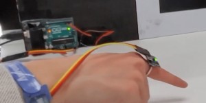Beitragsbild des Blogbeitrags An IMU ring for low-latency mixed reality input 