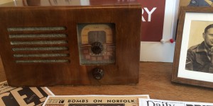 Beitragsbild des Blogbeitrags Listen to World War II radio recordings with a Raspberry Pi Zero 