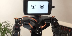 Beitragsbild des Blogbeitrags Meet Aster, the 3D-printed humanoid robot 