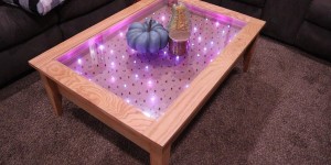 Beitragsbild des Blogbeitrags This LED coffee table reacts to whatevers on top 