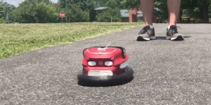 Beitragsbild des Blogbeitrags Driving a mini RC bumper car with a Nintendo Wii Balance Board