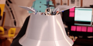 Beitragsbild des Blogbeitrags This Inspector Gadget hat actually responds to voice commands