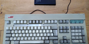 Beitragsbild des Blogbeitrags Old keyboard turned into a new childrens learning toy