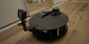 Beitragsbild des Blogbeitrags See how Nikodem Bartnik integrated LIDAR room mapping into his DIY robotics platform 