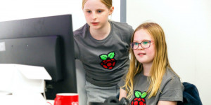 Beitragsbild des Blogbeitrags Coding for kids: Art, games, and animations with our new beginners Python path