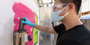 Beitragsbild des Blogbeitrags Graffiti robot paints like a human
