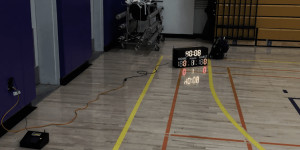 Beitragsbild des Blogbeitrags This DIY basketball scoreboard looks and sounds like the real thing