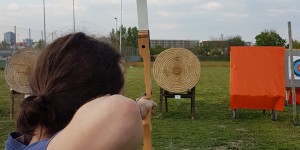 Beitragsbild des Blogbeitrags Bogenschießen in Wien – unser Test