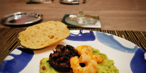 Beitragsbild des Blogbeitrags Avocado+Blutwurst+Shrimps 