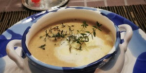 Beitragsbild des Blogbeitrags Kastanien-Cremesuppe  