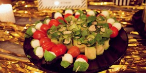 Beitragsbild des Blogbeitrags zucchini-walnuss-röllchen {oscar buffet 2016}