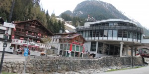 Beitragsbild des Blogbeitrags Die Ischgl-Chronologie der Tiroler Landesregierung ist fehlerhaft