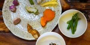 Beitragsbild des Blogbeitrags Chiang Mai: von zahlreichen Tempeln und einem Kochkurs (Thailand als Alleinreisende ohne Roller entdecken)