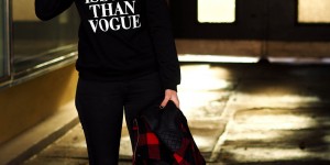 Beitragsbild des Blogbeitrags Outfit – Fashion-Challenge Statement Sweater 