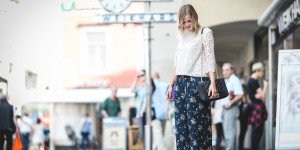 Beitragsbild des Blogbeitrags Flower Print & Palazzo Hosen richtig kombinieren