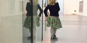 Beitragsbild des Blogbeitrags DIY: Tellerrock nähen fürs Kind.