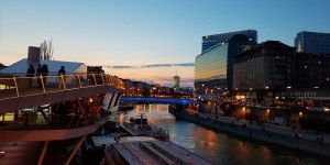 Beitragsbild des Blogbeitrags Unsere liebsten Bootsrestaurants in Wien