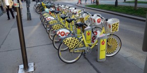 Beitragsbild des Blogbeitrags Leihen statt kaufen: 5 Tipps wo ihr in Wien Leihläden findet 