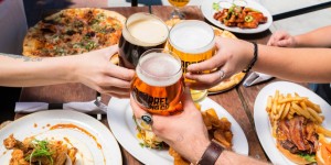 Beitragsbild des Blogbeitrags Die besten Tipps für den perfekten Männerabend in Wien