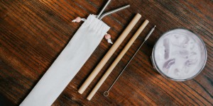 Beitragsbild des Blogbeitrags 6 Alternativen für Plastikstrohhalme