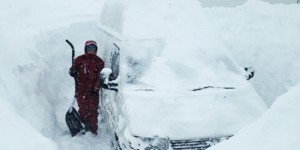 Beitragsbild des Blogbeitrags Eingeschneit am Arlberg: „Das Problem ist vor allem die Lawinengefahr“ 