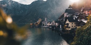 Beitragsbild des Blogbeitrags Hallstatt begrenzt den Touristenstrom
