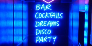 Beitragsbild des Blogbeitrags Die coolsten Lokale zum Fortgehen in Innsbruck