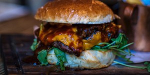 Beitragsbild des Blogbeitrags Die besten Burger-Lokale in Niederösterreich 