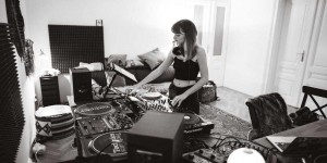 Beitragsbild des Blogbeitrags Weibliche DJs mischen die Wiener Techno-Szene auf 