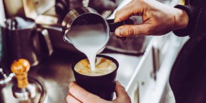 Beitragsbild des Blogbeitrags Das neue Mehrwegsystem für Kaffeebecher in Wien 