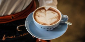 Beitragsbild des Blogbeitrags Echte heiße Schokolade in Wien – Teil 2