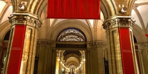 Beitragsbild des Blogbeitrags Auf Entdeckungstour zu den Hinterhöfen und Durchhäusern im 1. Bezirk