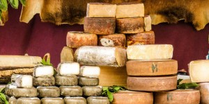 Beitragsbild des Blogbeitrags Wo ihr in Vorarlberg tollen Käse bekommt