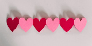 Beitragsbild des Blogbeitrags 10 Ideen für euren Valentinstag zu Hause