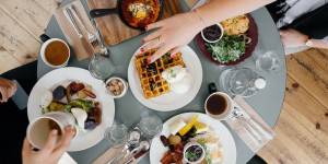 Beitragsbild des Blogbeitrags Wo ihr in Vorarlberg am besten frühstücken könnt