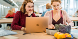 Beitragsbild des Blogbeitrags Design Digitaler Systeme: Was euch bei diesem zukunftsträchtigen Studium erwartet